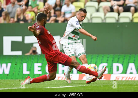 Gdansk, Pologne. 28 juillet, 2019. De Slawomir Peszko Pagan Gdansk vu en action au cours de la PKO Ekstraklasa match de championnat entre Pagan Wisla Cracovie et Gdansk.(score final ; Pagan Gdansk 0:0 Wisla Cracovie). Credit : SOPA/Alamy Images Limited Live News Banque D'Images