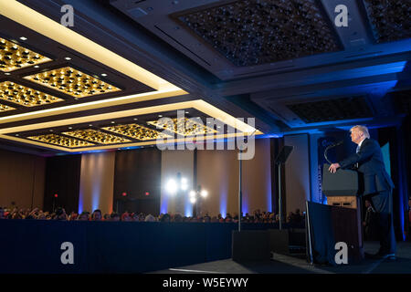 Washington, États-Unis d'Amérique. 23 juillet, 2019. Le président Donald J. Trump prononce une allocution à l'Tournant USA Teen Action Summit Mardi, 23 juillet 2019, à l'hôtel Marriott Marquis à Washington, DC Les gens : le Président Donald Trump Credit : tempêtes Media Group/Alamy Live News Banque D'Images