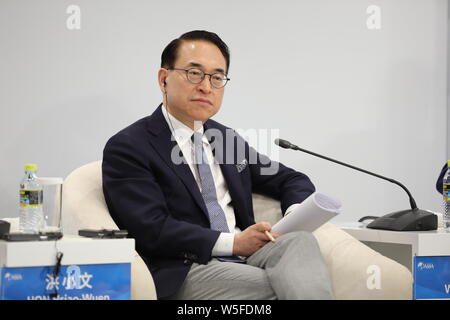 Won-Pyo Hong, président et PDG de Samsung SDS, assiste à la 'Data : un potentiel inexploité pendant la session des Bonanza Forum de Boao pour l'Asie Conférence annuelle 2019 Banque D'Images