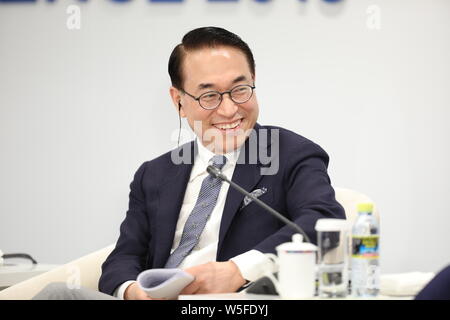 Won-Pyo Hong, président et PDG de Samsung SDS, assiste à la 'Data : un potentiel inexploité pendant la session des Bonanza Forum de Boao pour l'Asie Conférence annuelle 2019 Banque D'Images