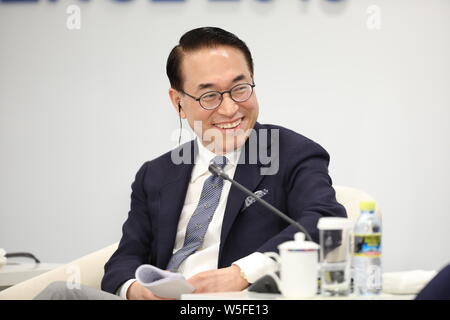 Won-Pyo Hong, président et PDG de Samsung SDS, assiste à la 'Data : un potentiel inexploité pendant la session des Bonanza Forum de Boao pour l'Asie Conférence annuelle 2019 Banque D'Images