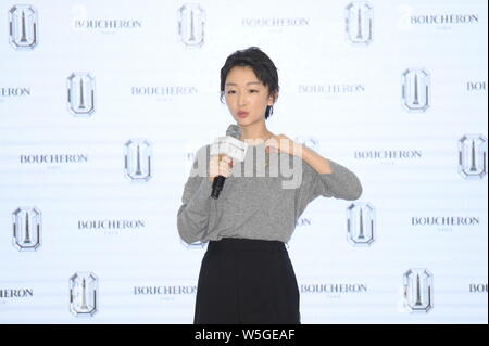 L'actrice chinoise Zhou Dongyu assiste à un événement de mode à Beijing, Chine, 28 mars 2019. Banque D'Images