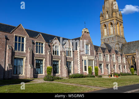 Construit en 1862 par le philanthrope John Dinham, Exeter les hospices et les cottages du Mont Dinham, pierre angulaire, du logement, de l'association Banque D'Images