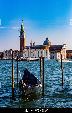 Italie, Venise - 5 septembre, 2018 : une série d'images de marcher le long des canaux de Venise, dans le contexte de l'architecture paysage de la c Banque D'Images