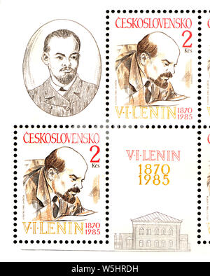 Timbre tchécoslovaque (1985) Fiche technique mini : 115e anniversaire de la naissance de Vladimir Ilitch Oulianov Lénine - (1870 - 1924) Banque D'Images