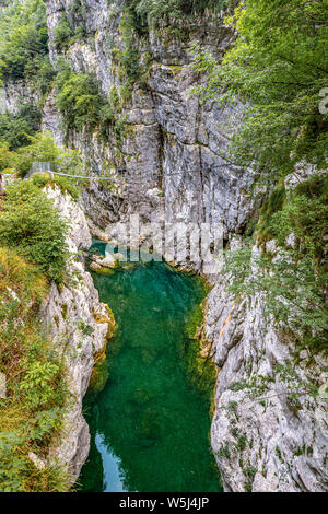 Italie Friuli -Parc Naturel Forra du pont himalayen Cellina Toreent