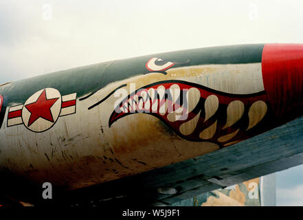 Les requins de la bouche de l'ère américaine WW2 bomber missile. Armes ARMES arme bombe militaire Humour Humour Humour Banque D'Images