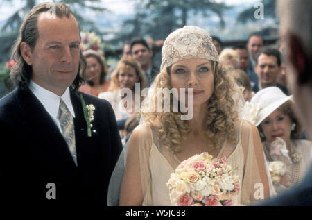 MICHELLE PFEIFFER et Bruce Willis dans l'HISTOIRE D'ENTRE NOUS (1999), réalisé par Rob Reiner. Credit : Castle Rock Entertainment / Album Banque D'Images