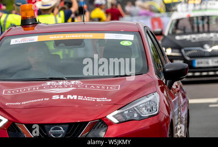 Les coureurs de tous niveaux et sur quelques machines intéressantes et de course dans les rues de cycle et l'ensemble de Eastbourne downs du sud de Sussex Banque D'Images