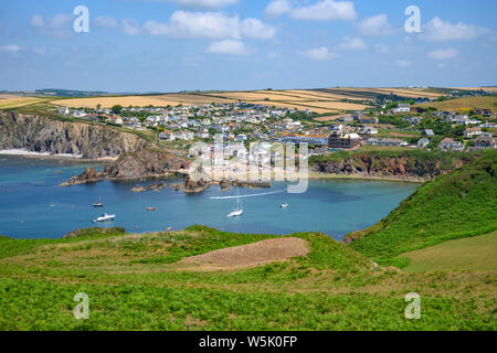 Belle vue de l'espoir et de Hope Cove à partir de la côte dans le sud du Devon Banque D'Images