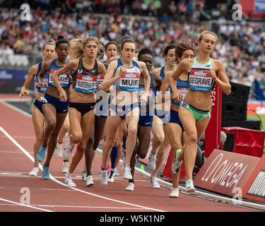 Londres, ANGLETERRE - 20 juillet : Konstanze Klosterhalfen d'Allemagne, Laura Muir et Hannah Segrave de Grande-bretagne en compétition dans le 1500m au cours Da Banque D'Images