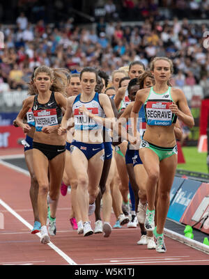 Londres, ANGLETERRE - 20 juillet : Konstanze Klosterhalfen d'Allemagne, Laura Muir et Hannah Segrave de Grande-bretagne en compétition dans le 1500m au cours Da Banque D'Images