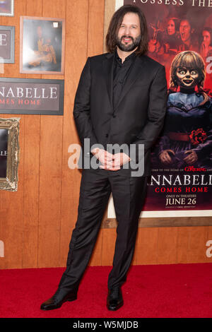 Westwood, CA - le 20 juillet 2019 : Gary Dauberman assiste à la premiere thriller Annabelle revient à la maison Regency Village Theatre Banque D'Images