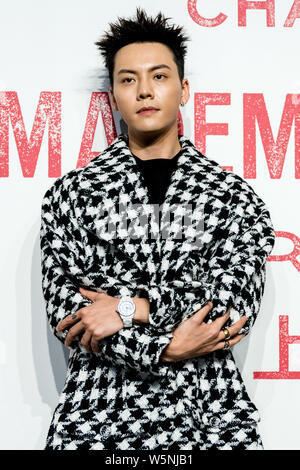 Hong Kong, chanteur et acteur William Chan Wai-ting arrive pour l'exposition Chanel Mademoiselle prive à Shanghai, Chine, le 18 avril 2019. Banque D'Images
