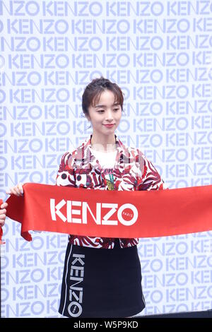 L'actrice chinoise Hu Bingqing assiste à un événement promotionnel pour Kenzo à Shanghai, Chine, 29 mai 2019. Banque D'Images