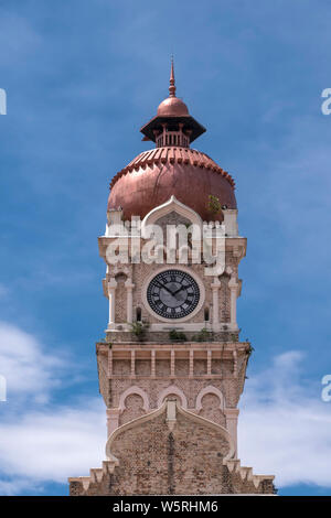 La Malaisie, Kuala Lumpur : Tour de l'horloge du Sultan Abdul Samad Building dans le quartier colonial Banque D'Images