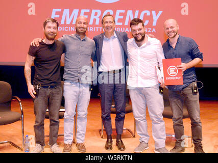 Maire de Milan Giuseppe Sala participe à une réunion au teatro Dal Verme à Milan, Italie, célèbre le 25e anniversaire d'urgence, une ONG humanitaire fournissant des soins gratuits pour les victimes de la guerre et la pauvreté. En vedette : Giuseppe Sala, il Quinto Segreto di Satira Où : Milan, Lombardie, Italie Quand : 29 Juin 2019 Crédit : IPA/WENN.com **Uniquement disponible pour publication au Royaume-Uni, USA, Allemagne, Autriche, Suisse** Banque D'Images