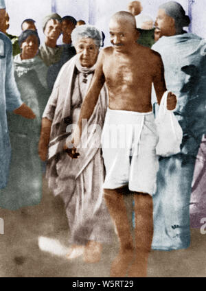 Mahatma Gandhi avec Annie Besant Madras Tamil Nadu Inde Asie septembre 1921 ancienne image millésime 1900 Banque D'Images