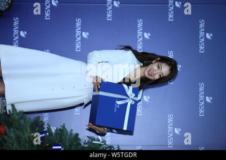 L'actrice sud-coréen Park Shin-hye assiste à un événement promotionnel pour Swarovski à Taipei, Taiwan, le 10 décembre 2018. Banque D'Images