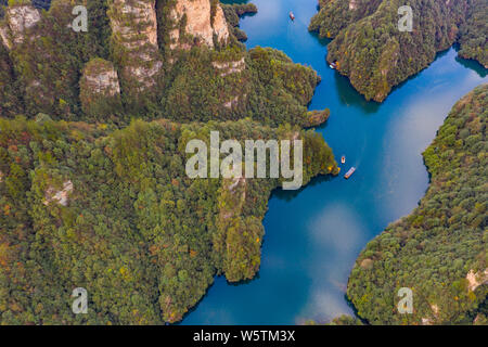 Vue de drone attraction touristique incroyable lac Chongde en Chine Banque D'Images