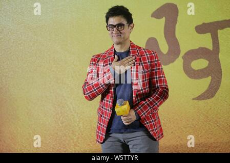 Acteur indien Aamir Khan assiste à un événement salon film à Beijing, Chine, 25 décembre 2018. Banque D'Images