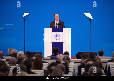 Jim Yong Kim, Président de la Banque mondiale, assiste à la cérémonie d'ouverture pour la première Expo International d'importation de la Chine (CIEE) et l'Internat de Hongqiao Banque D'Images