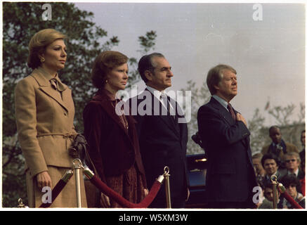 Rosalynn Carter Jimmy Carter et cérémonie d'accueil de l'hôte pour la visite d'état du Shah d'Iran et de l'Iran. Shahbanou Banque D'Images