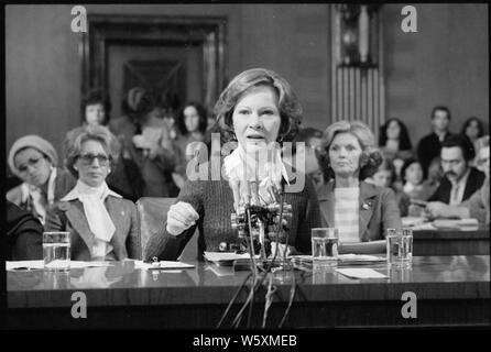 Rosalynn Carter témoigne devant le Sous-comité du Sénat Banque D'Images