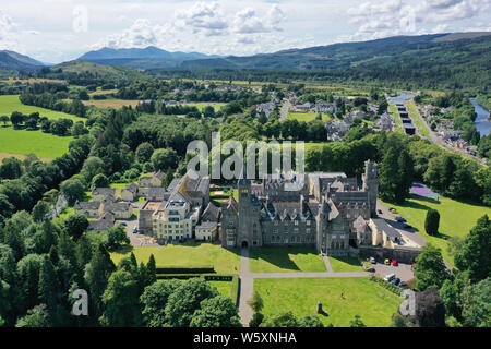 Fort Augustus, UK, 30 juillet 2019. Fort Augustus Abbey sur les rives du Loch Ness. La violence envers les enfants écossais enquête a été audition d'abus subis par les résidents de l'ancien pensionnat. Crédit : Andrew Smith Banque D'Images