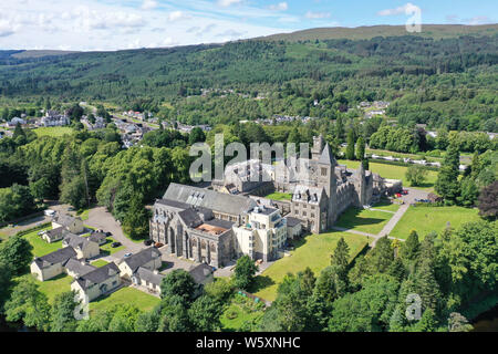 Fort Augustus, UK, 30 juillet 2019. Fort Augustus Abbey sur les rives du Loch Ness. La violence envers les enfants écossais enquête a été audition d'abus subis par les résidents de l'ancien pensionnat. Crédit : Andrew Smith Banque D'Images