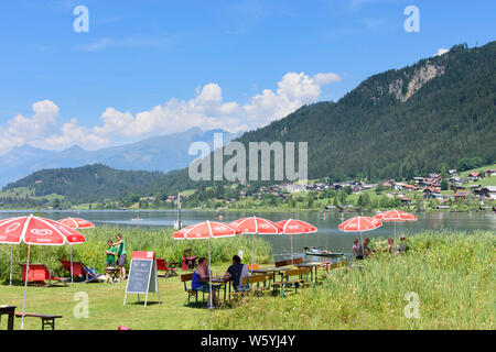 Weißensee : le lac Weißensee, restaurant de plage de , Kärnten, Carinthie, Autriche Banque D'Images