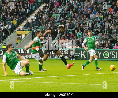 Édimbourg, Écosse - 28 juillet : Newcastle Utd's signature record, attaquant brésilien, Joelinton, marque son premier but pour le club d'égaliser au cours de la première moitié du match amical d'avant saison entre Hibernian et Newcastle United le 28 juillet 2019 à Edimbourg, Ecosse. (Photo de Alamy/Ian Jacobs) Banque D'Images