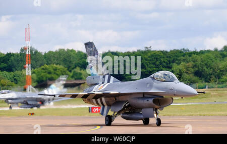 Un Belge Airforce F-16AM arrive à RAF Fairford. Banque D'Images