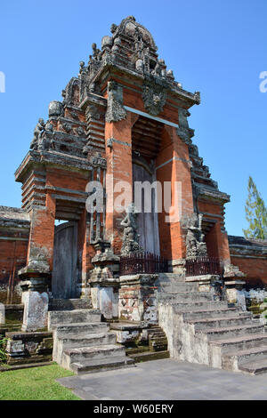 Pura Taman Ayun est un composé de temple balinais et le jardin d'eau situé dans la région de Mengwi, Bali, Indonésie, Asie Banque D'Images