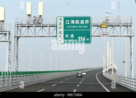 Vue sur la mer de pont, le pont Hong Kong-Zhuhai-Macao en Chine du Sud, 24 octobre 2018. Le pont Hong Kong-Zhuhai-Macao, Banque D'Images