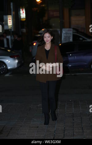 L'actrice sud-coréenne Kang Han-na arrive pour un banquet dans les séries de télévision 'Femme' familier à Séoul, Corée du Sud, le 20 septembre 2018. Banque D'Images