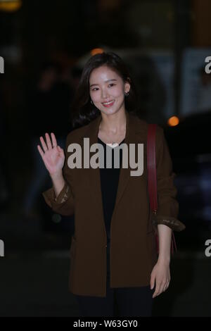 L'actrice sud-coréenne Kang Han-na arrive pour un banquet dans les séries de télévision 'Femme' familier à Séoul, Corée du Sud, le 20 septembre 2018. Banque D'Images