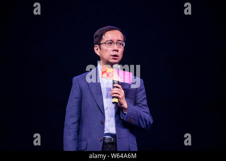 --FILE--Daniel Zhang Yong, directeur général de Groupe d''Alibaba, assiste à la B2B Sommet mondial de l'écosystème dans la ville de Hangzhou, Zhejiang Province de Chine orientale, 12 Banque D'Images