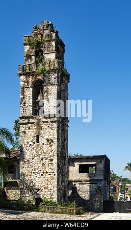 Amérique du Nord, le Mexique, l'état de Puebla, les ruines de l'ancien beffroi de Jonotla village Banque D'Images