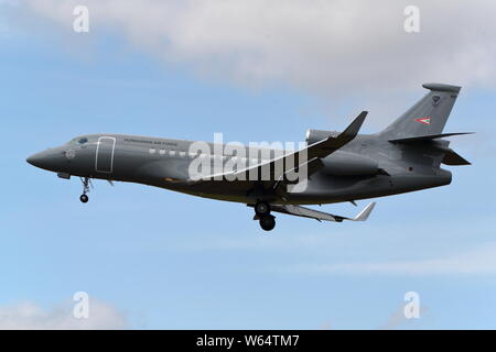 Dassault Falcon 7X hongrois arrivant à RIAT 2019 à RAF Fairford, Gloucestershire, Royaume-Uni Banque D'Images