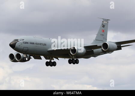 Turkish Boeing KC-135R Stratotanker arrivant à RIAT 2019 à RAF Fairford, Gloucestershire, Royaume-Uni Banque D'Images