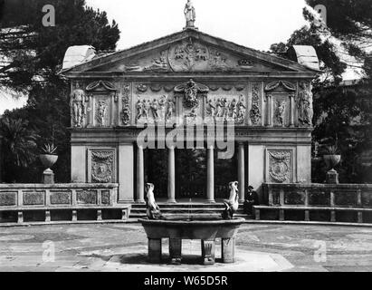 Cour de la Casina de Pie IV, avec le nymphée, jardins du Vatican, 1930 Banque D'Images