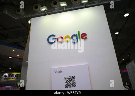 --FILE--Vue d'un logo de google lors d'une exposition dans la région de Jinan City, Shandong province de Chine orientale, le 15 juillet 2016. Google a mis à jour une page d'aide f Banque D'Images