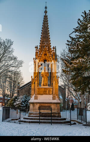 Statue de John Hooper, évêque de Gloucester Banque D'Images