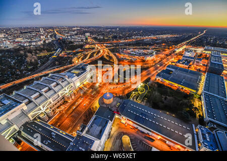 Autobahnkreuz Funkturm, Charlottenburg, Berlin, Deutschland Banque D'Images