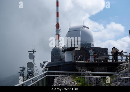 De Pointe (1838 m) du mont Wendelstein, juillet, Bavière, Allemagne Banque D'Images