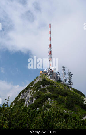 De Pointe (1838 m) du mont Wendelstein, juillet, Bavière, Allemagne Banque D'Images