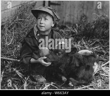 Haskell Comté, Kansas. Les deux enfants illustré... sont frère et sœur. Leur père est un locataire f . . . ; Portée et contenu : la légende complète se lit comme suit : Haskell Comté, Kansas. Les deux enfants illustré... sont frère et sœur. Leur père est un fermier, et fonctionne sur une trop petite échelle pour pouvoir vivre correctement sauf dans les meilleures conditions. Banque D'Images