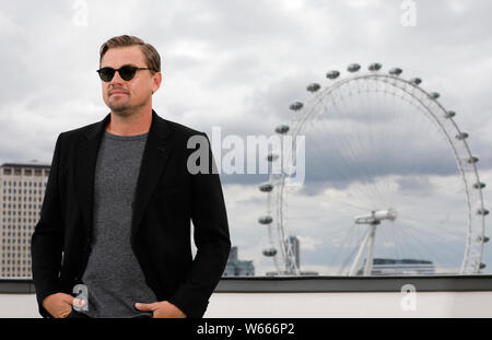 Leonardo DiCaprio participant à un photocall pour Il était une fois... À Hollywood, qui a eu lieu au Corinthia Hotel, Londres. Banque D'Images