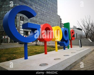 --FILE--Vue de l'immeuble de bureaux de Google à Pékin, Chine, 22 mars 2017. Google Inc's Alphabet a déclaré mercredi qu'elle a lancé une artificia Banque D'Images